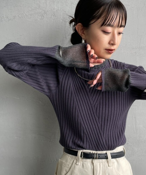 nenom（ネノム）の「【WEB先行予約】[nenom/ネノム] 袖ラメシアー ランダムリブニット（ニット/セーター・レディース・アイボリー/チャコール/ブラック/ベージュ・F）」の3枚目の写真
