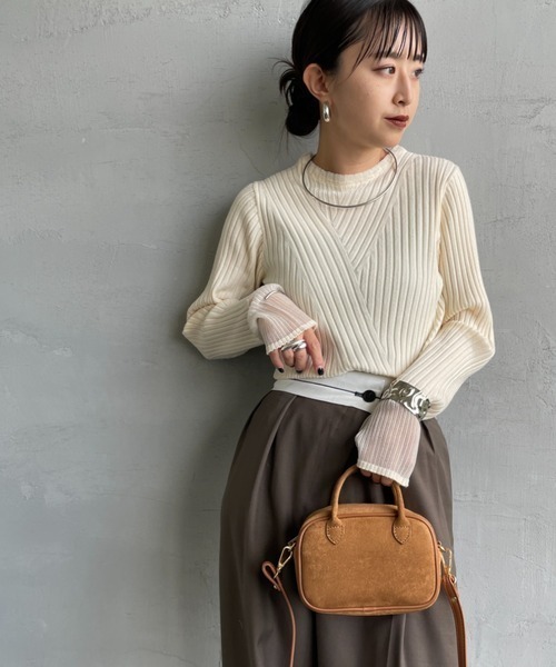 nenom（ネノム）の「【WEB先行予約】[nenom/ネノム] 袖ラメシアー ランダムリブニット（ニット/セーター・レディース・アイボリー/チャコール/ブラック/ベージュ・F）」の10枚目の写真