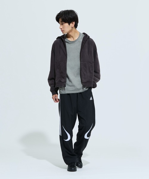 adidas（アディダス）の「チームガイスト アディカラー トラックパンツ / アディダスオリジナルス adidas Originals（スウェットパンツ・メンズ・ブラック×ホワイト・SMALL/MEDIUM/LARGE/X-LARGE/XX-LARGE/X-SMALL/3XL）」の2枚目の写真