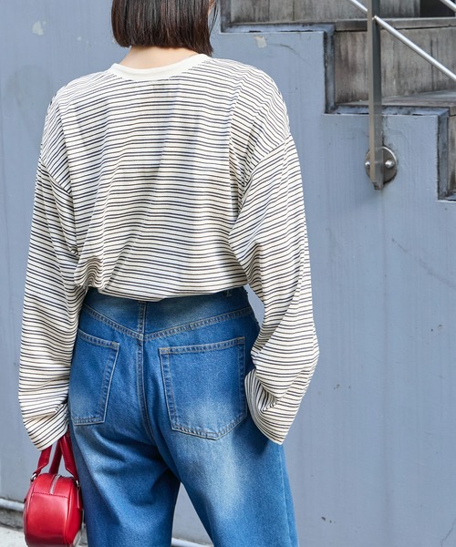 MONO-MART(モノマート)の「着こなし広がる|マルチボーダー ヘンリーネックプルオーバー(Tシャツ/カットソー・レディース・グレイッシュブルー/ネイビー/アイボリー/ブラウン/チャコール・L/M)」の12枚目の写真