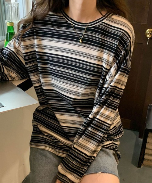 Flugge(フラッジー)の「デザインボーダーロンT(Tシャツ/カットソー・レディース・ブラック/グリーン・MEDIUM/LARGE)」の1枚目の写真