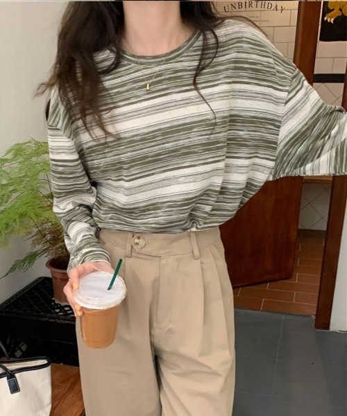 Flugge(フラッジー)の「デザインボーダーロンT(Tシャツ/カットソー・レディース・ブラック/グリーン・MEDIUM/LARGE)」の11枚目の写真