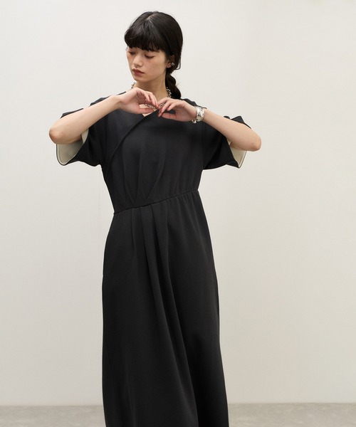ADAM ET ROPE'(アダムエロペ)の「【WEB限定】アシンメトリータックワンピース(ワンピース・レディース・ブラック/ライトグレー/チャコールグレー・FREE)」の17枚目の写真