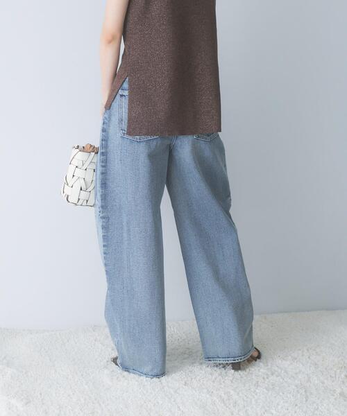 URBAN RESEARCH ROSSO WOMEN(アーバンリサーチ ロッソ)の「ELENDEEK PANEL TUK DENIM WIDE PANTS(その他パンツ・レディース・ライトブルー・2)」の4枚目の写真