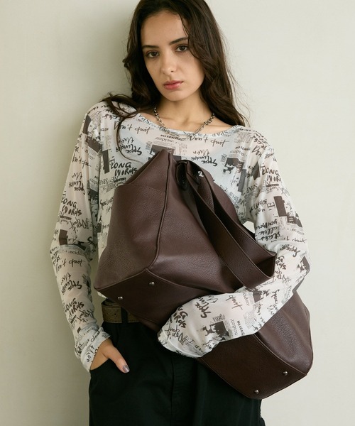 PBLIM（ページボーイリム）の「《UNISEX/ポーチ付き/PCポケット/A4サイズ収納可能》ガセットトートバッグ（トートバッグ・レディース・ブラウン/ブラック・FREE）」の4枚目の写真