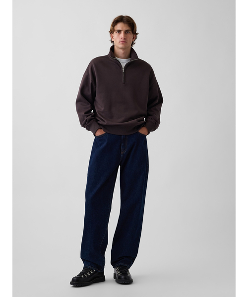 GAP（ギャップ）の「ヘビーウェイト オーバーサイズ 1/4ジップアップ プルオーバー（スウェット・メンズ・ブラウン/ホワイト/チャコールグレー/ネイビー/ブラック・XS/S/M/L/XL）」の7枚目の写真