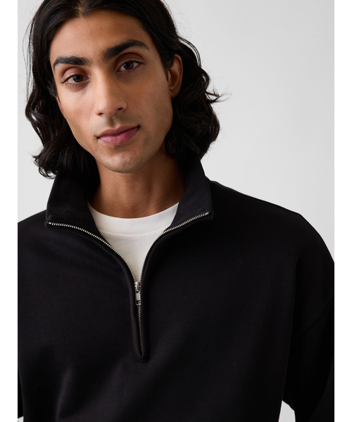 GAP（ギャップ）の「ヘビーウェイト オーバーサイズ 1/4ジップアップ プルオーバー（スウェット・メンズ・ブラウン/ホワイト/チャコールグレー/ネイビー/ブラック・XS/S/M/L/XL）」の19枚目の写真