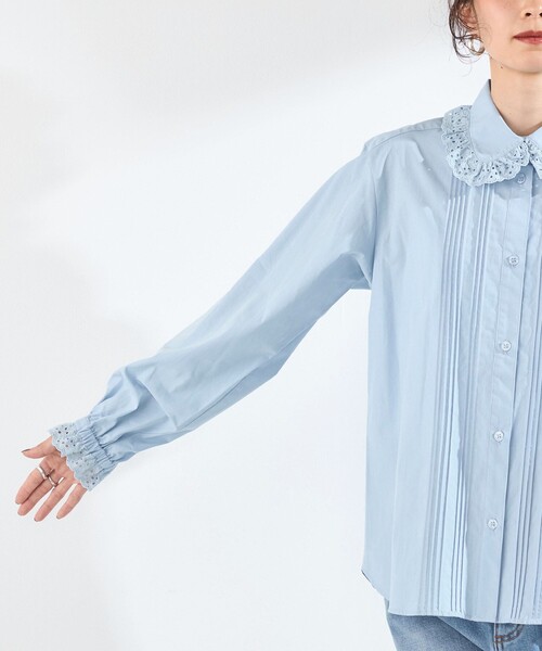SHIPS Colors(シップス カラーズ)の「〈手洗い可能〉レースカラー ピンタック シャツ◇(Tシャツ/カットソー・レディース・オフホワイト/ライトブルー/ブラック・ONE SIZE)」の4枚目の写真
