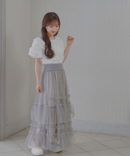 umm.clair(ウムクレール)の「Dot tulle tiered skirt(スカート・レディース・オフホワイト/グレー・FREE)」の6枚目の写真
