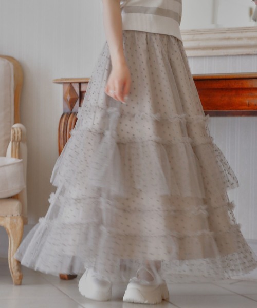 umm.clair(ウムクレール)の「Dot tulle tiered skirt(スカート・レディース・オフホワイト/グレー・FREE)」の7枚目の写真