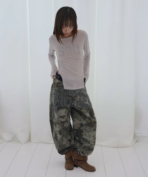 FANCY CLUB(ファンシークラブ)の「◇FANCYCLUB◇ブランド直輸入正規品/520 ボートネック シアー長袖 520 BOATNECK SHEER LONG SLEEVE(Tシャツ/カットソー・レディース・ブラック/グレー・FREE)」の4枚目の写真