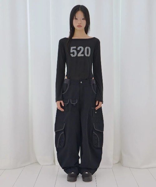 FANCY CLUB(ファンシークラブ)の「◇FANCYCLUB◇ブランド直輸入正規品/520 ボートネック シアー長袖 520 BOATNECK SHEER LONG SLEEVE(Tシャツ/カットソー・レディース・ブラック/グレー・FREE)」の12枚目の写真