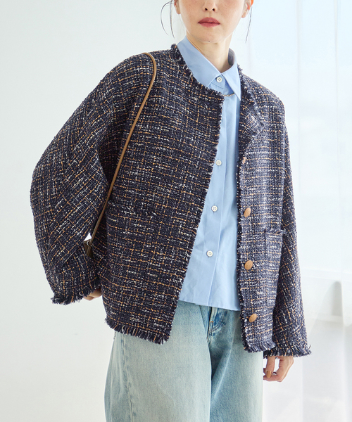 journal standard L'essage(ジャーナルスタンダードレサージュ)の「GIOLICA TWEED ドルマンジャケット(ノーカラージャケット・レディース・ネイビー・FREE)」の4枚目の写真