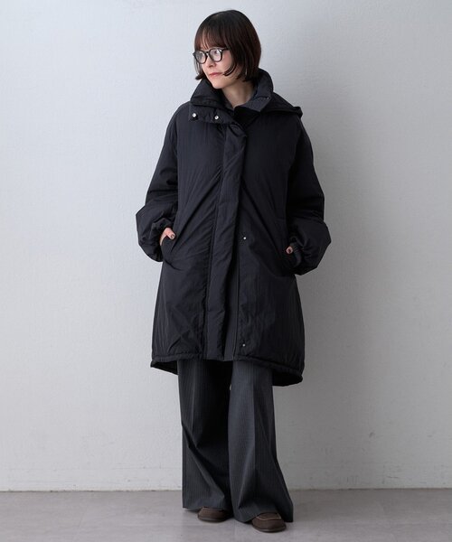 THE PAUSE(ザ ポーズ)の「〈WEB限定〉【THE PAUSE】フードロングダウンコート(ダウンジャケット/コート・レディース・アイボリー/ブラック・FREE)」の2枚目の写真