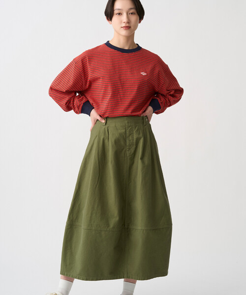 DANTON(ダントン)の「Women's Back Satin Cocoon Skirt(スカート・レディース・オリーブ/ベージュ/ブラック・38/36)」の4枚目の写真