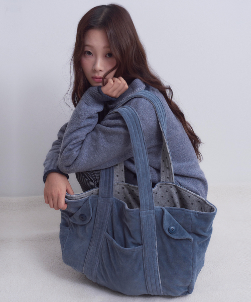OAFISH(オアフィッシュ)の「Reversible Corduroy Tote Bag, Teal(トートバッグ・レディース・その他・FREE)」の2枚目の写真