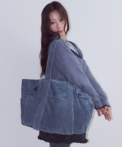 OAFISH(オアフィッシュ)の「Reversible Corduroy Tote Bag, Teal(トートバッグ・レディース・その他・FREE)」の3枚目の写真