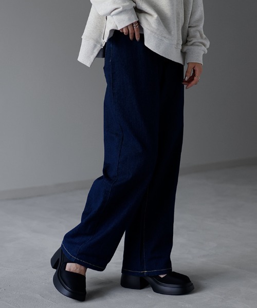 HUG.U(ハグユー)の「カッティング厚底ショートブーツ(ブーツ・レディース・ブラック・23.0cm/23.5cm/24.0cm/24.5cm/25.0cm)」の6枚目の写真