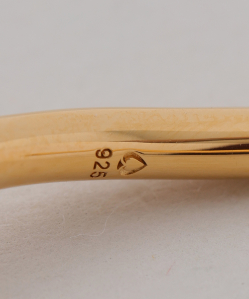 VERMEIL par iena(ヴェルメイユパーイエナ)の「JOSEPHINE STUDIO ジョセフィン・ストゥディオ Thorn Hoop Oval Plated(ピアス(両耳用)・レディース・ゴールド・FREE)」の7枚目の写真