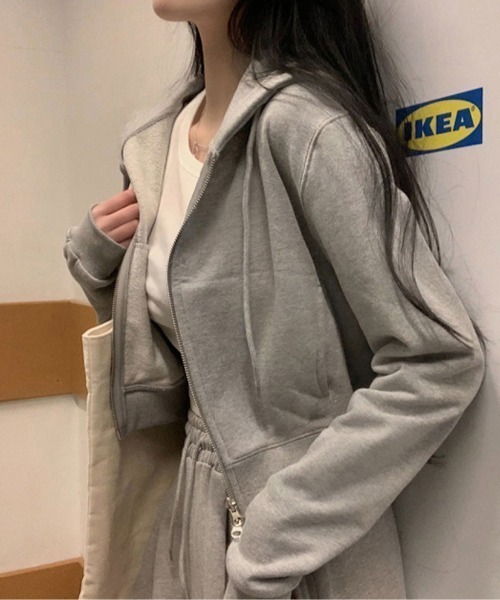 AMAJI(アマジ)の「フード付き ダブルジップ スウェット パンツ セットアップ(セットアップ・レディース・ネイビー/ライトグレー/ホワイト/ダークグレー・MEDIUM/SMALL)」の7枚目の写真