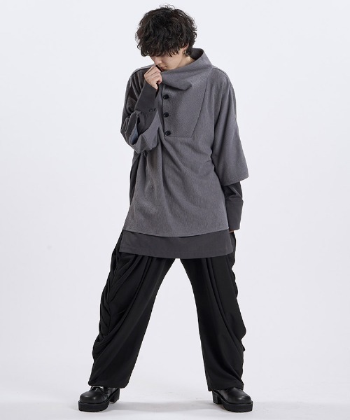 NO ID.(ノーアイディ)の「mlt5869- ランダムテレコドッキングオフタートルPO カットソー(459006-593T)(Tシャツ/カットソー・メンズ・グレー/ホワイト×ライトグレー/ブラック・ONE SIZE)」の14枚目の写真