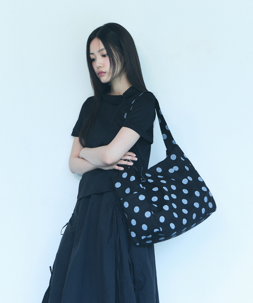 OART（オアート）の「Dot Pleats Shoulder Bag [BLACK]（ショルダーバッグ・レディース・その他・FREE）」の3枚目の写真