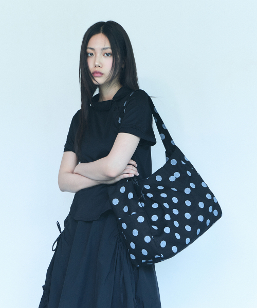 OART（オアート）の「Dot Pleats Shoulder Bag [BLACK]（ショルダーバッグ・レディース・その他・FREE）」の4枚目の写真