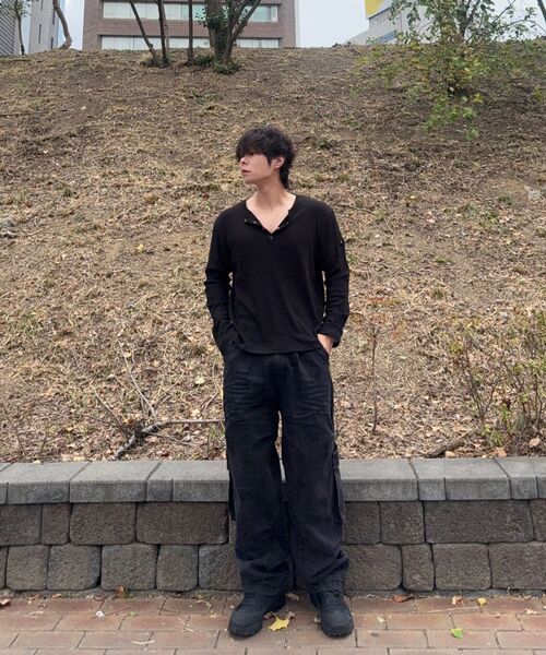 ETCE(イーティーシーイー)の「グラフィックヘンリーネック長袖Tシャツ(Tシャツ/カットソー・レディース・その他・MEDIUM/LARGE)」の6枚目の写真