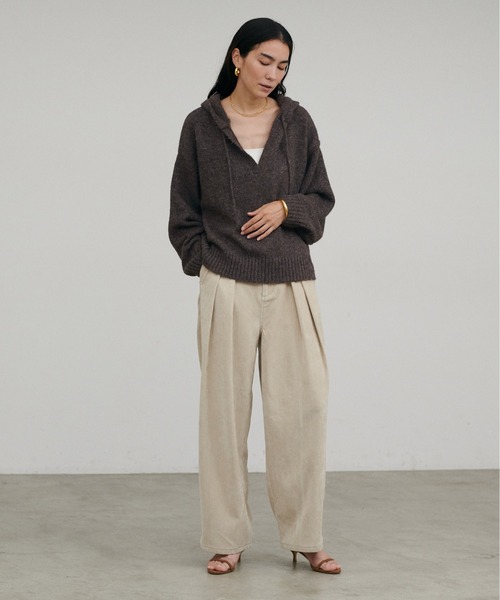 LARUTA（ラルータ）の「【LARUTA】［WEB限定］モヘアフード付きスキッパープルオーバー（ニット/セーター・レディース・チャコールグレー/ブラウン/レッド・FREE）」の13枚目の写真