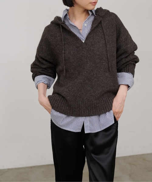 LARUTA（ラルータ）の「【LARUTA】［WEB限定］モヘアフード付きスキッパープルオーバー（ニット/セーター・レディース・チャコールグレー/ブラウン/レッド・FREE）」の14枚目の写真