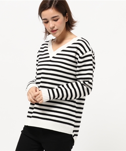 VENCEEXCHANGE(ヴァンスエクスチェンジ)の「ポリウーリーVネックニット (ニット/セーター・レディース・コーラル/ブラック/オフホワイト/ライトブラウン・MEDIUM)」の15枚目の写真