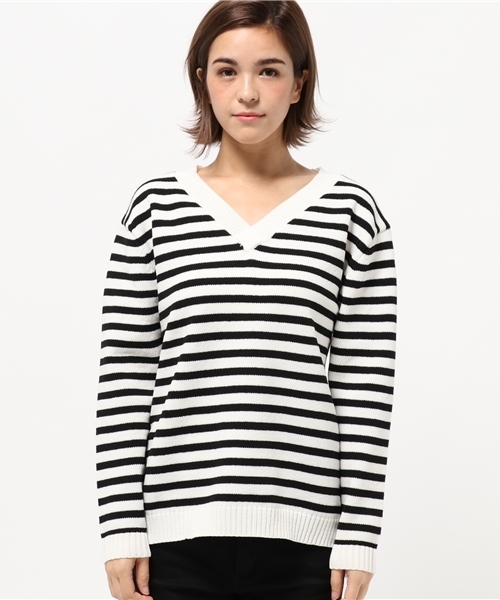 BACCA Ｖネックニット　ブラック　ホワイト VENCEEXCHANGE（ヴァンスエクスチェンジ）の「ポリウーリーVネック