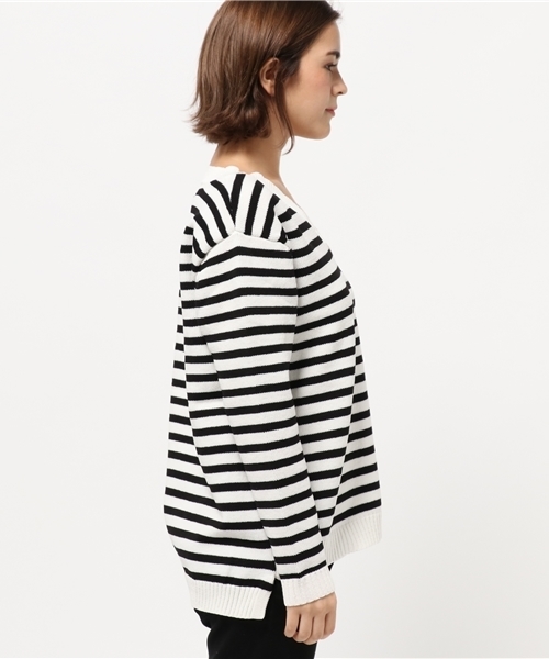 VENCEEXCHANGE(ヴァンスエクスチェンジ)の「ポリウーリーVネックニット (ニット/セーター・レディース・コーラル/ブラック/オフホワイト/ライトブラウン・MEDIUM)」の6枚目の写真