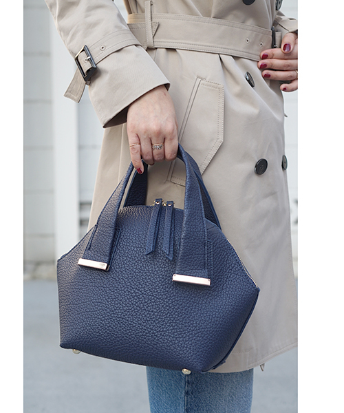 laboratory work（ラボラトリーワーク）の「シボ革ハンドバック（ハンドバッグ・レディース・アイボリー/サックスブルー/ネイビー/オフホワイト・フリー）」の5枚目の写真