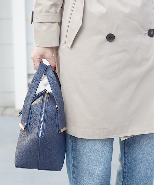 laboratory work（ラボラトリーワーク）の「シボ革ハンドバック（ハンドバッグ・レディース・アイボリー/サックスブルー/ネイビー/オフホワイト・フリー）」の6枚目の写真