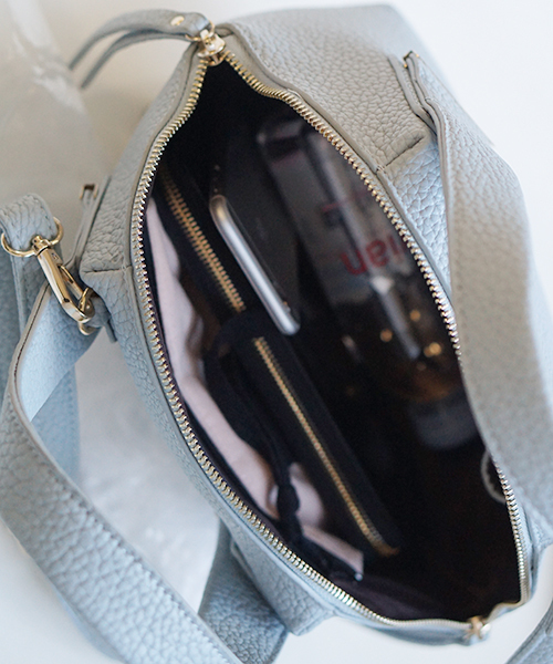 laboratory work（ラボラトリーワーク）の「シボ革ハンドバック（ハンドバッグ・レディース・アイボリー/サックスブルー/ネイビー/オフホワイト・フリー）」の15枚目の写真