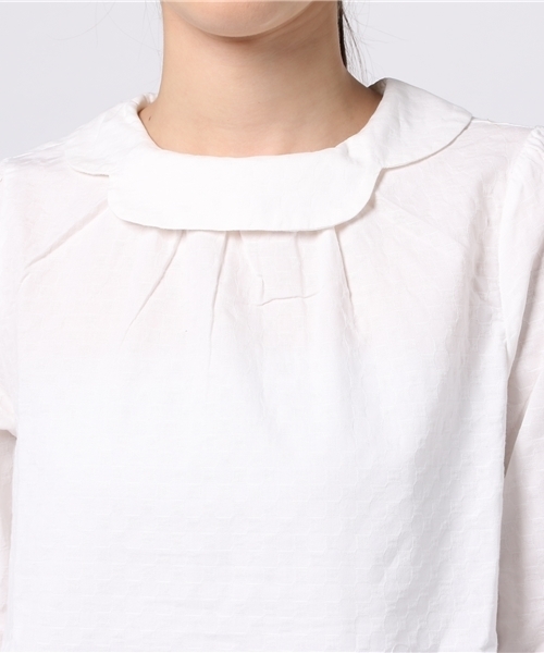 POU DOU DOU（プードゥドゥ）の「スカラップカラーブラウス（シャツ/ブラウス・レディース・ブラック/オフホワイト/ネイビー・3）」の7枚目の写真