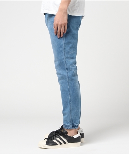 WEGO（ウィゴー）の「WEGO/ストレッチデニムジョガーパンツ（デニムパンツ・メンズ・ブラック/ライトインディゴブルー/インディゴブルー・LARGE/MEDIUM）」の4枚目の写真