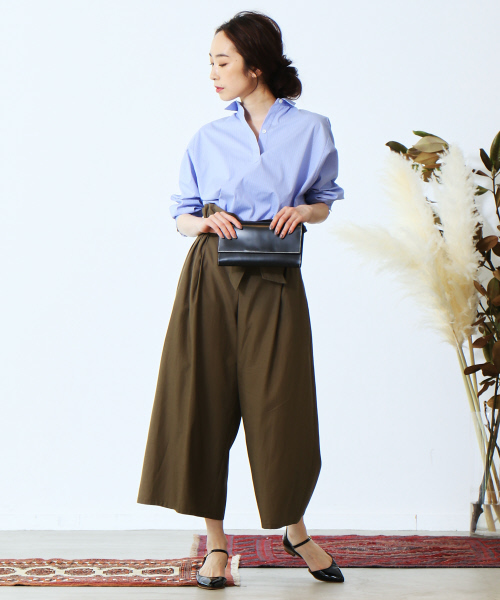 Abahouse Devinette（ドゥヴィネット）の「コットンブロードシャツ（シャツ/ブラウス・レディース・ホワイト/サックスブルー/ネイビー・FREE）」の7枚目の写真