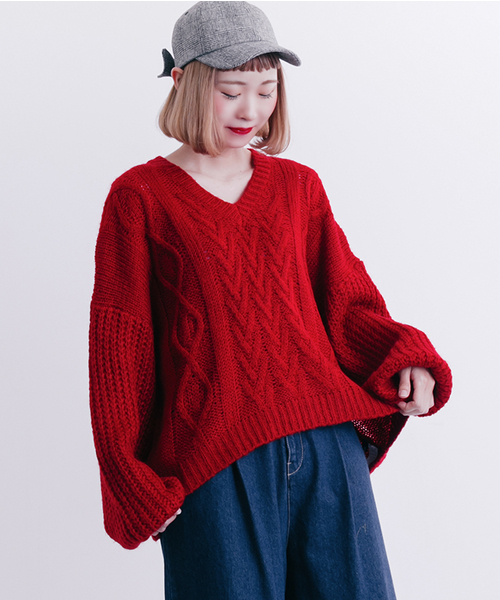 MERLOT（メルロー）の「Vネックケーブルニットセーター0063z（ニット/セーター・レディース・ブラック/パープル/レッド/アイボリー/マスタード・FREE）」の5枚目の写真