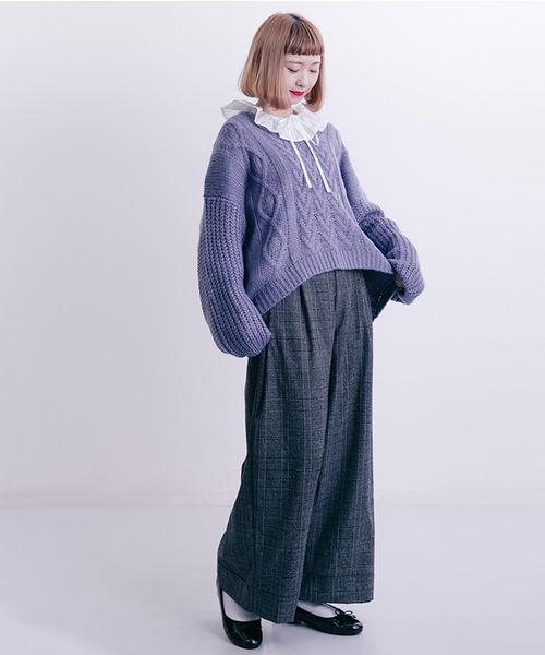 MERLOT（メルロー）の「Vネックケーブルニットセーター0063z（ニット/セーター・レディース・ブラック/パープル/レッド/アイボリー/マスタード・FREE）」の14枚目の写真