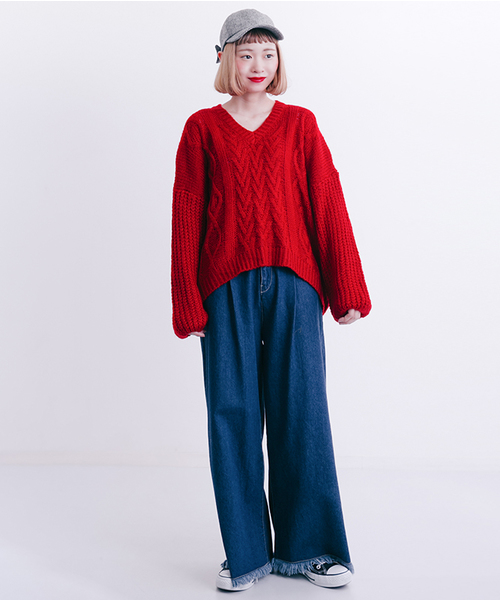 MERLOT（メルロー）の「Vネックケーブルニットセーター0063z（ニット/セーター・レディース・ブラック/パープル/レッド/アイボリー/マスタード・FREE）」の11枚目の写真