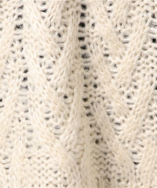 MERLOT（メルロー）の「Vネックケーブルニットセーター0063z（ニット/セーター・レディース・ブラック/パープル/レッド/アイボリー/マスタード・FREE）」の7枚目の写真