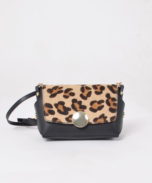 SHIPS（シップス）の「Carol J:ラウンドバックルコンビショルダー◇（ショルダーバッグ・レディース・ブラック/キャメル・ONE SIZE）」の10枚目の写真