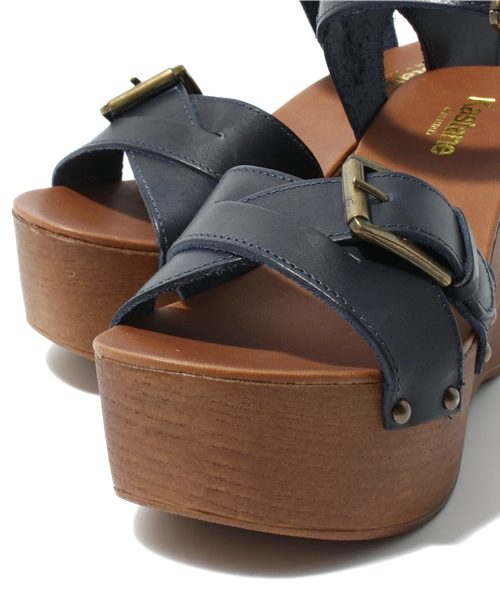 Kastane（カスタネ）の「【Kastane】SANDY SHOES 厚底サンダル（サンダル・レディース・ブラック/キャメル/ライトベージュ/ネイビー・36/37/38）」の7枚目の写真