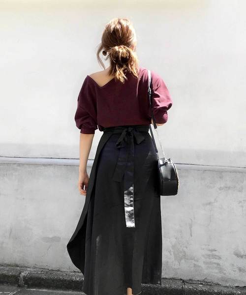 CIEL'AIR（シエルエアー）の「【CIEL'AIR/シエルエアー】オフショルダービッグシルエットトップス（Tシャツ/カットソー・レディース・ブラック/ベージュ/ワイン・FREE）」の15枚目の写真