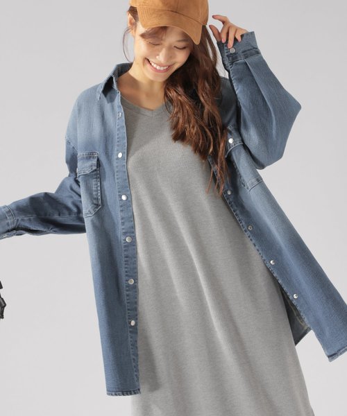 BAYFLOW（ベイフロー）の「デニムビックシャツ（シャツ/ブラウス・レディース・サックスブルー/インディゴブルー・MEDIUM）」の17枚目の写真