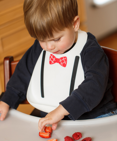 Make My Day メイクマイディ の Make My Day シリコンビブ スカラーホワイト マグ 哺乳瓶 お食事グッズ Wear