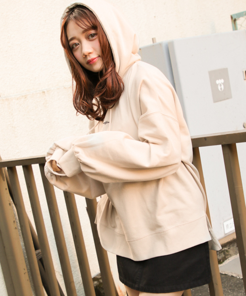 apres jour（アプレジュール）の「刺繍ロゴフーディ【ZOZOTOWN限定アイテム】（パーカー・レディース・ブラック/ベージュ/ラベンダー・フリー）」の7枚目の写真