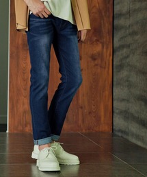 スーパーストレッチテーパードスキニーデニムパンツ